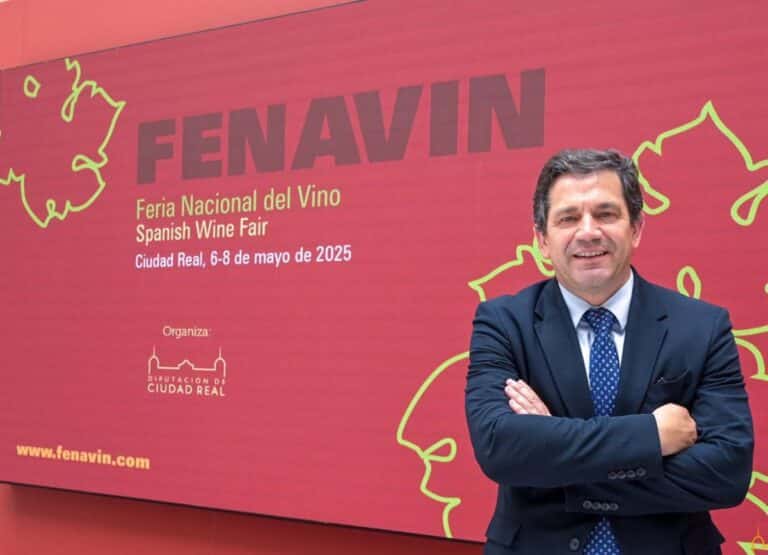 Valverde avisa al PSOE de que "lo único que provocan sus críticas es dañar" el desarrollo de Fenavin