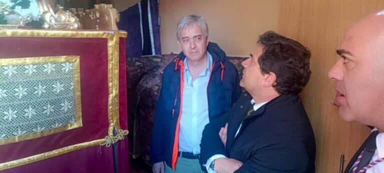 Valverde destaca en el barrio del Pilar de Ciudad Real "el esfuerzo de cofrades y hermandades"
