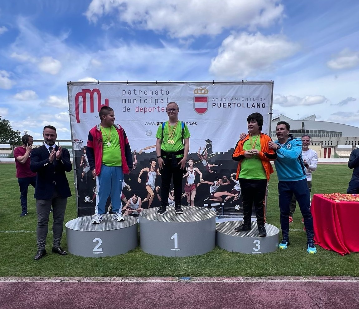 Atletismo y Béisbol: Las Primeras Medallas Brillan en las Miniolimpiadas 3 Atletismo y Béisbol: Las Primeras Medallas Brillan en las Miniolimpiadas 3