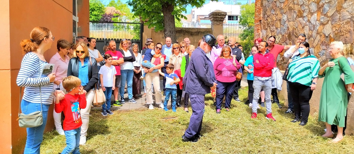 Viaje en el Tiempo: Las Visitas Teatralizadas del Museo Etnológico Reviven la Historia de Puertollano 1 Viaje en el Tiempo: Las Visitas Teatralizadas del Museo Etnológico Reviven la Historia de Puertollano 1