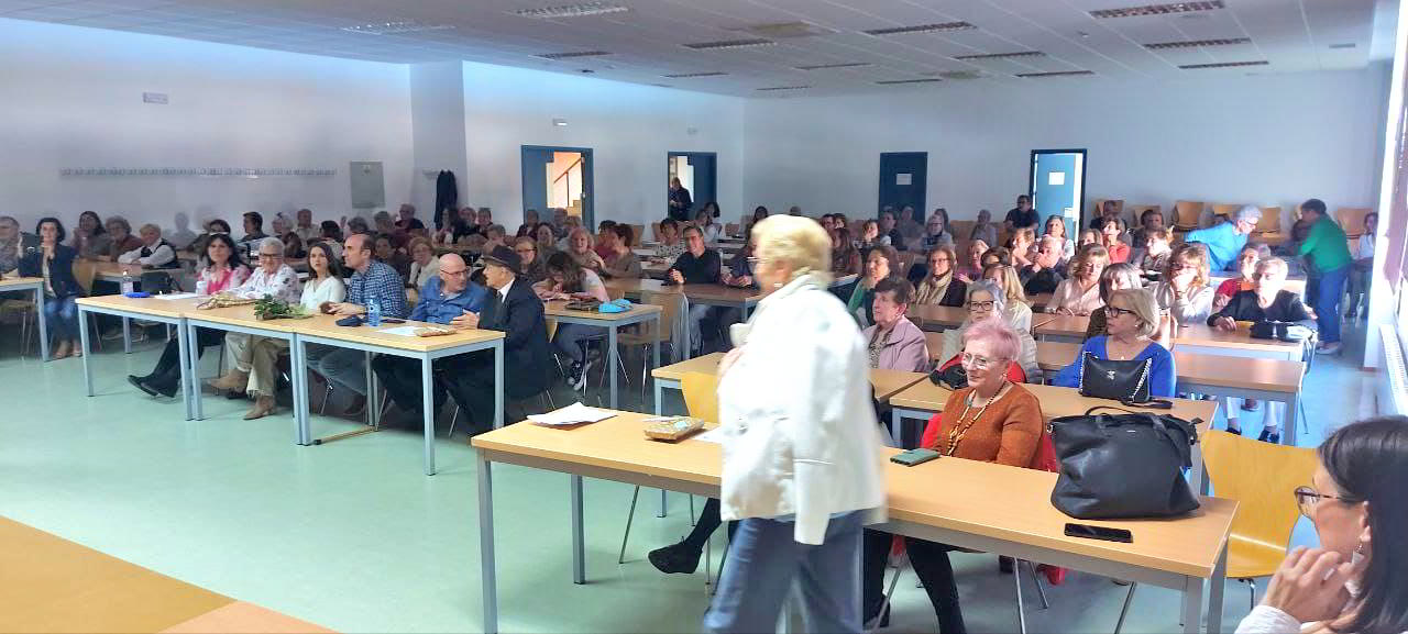 Premiación Literaria del 'Día del Libro' por la Educación Básica de Adultos Destaca Talentos 3 Premiación Literaria del 'Día del Libro' por la Educación Básica de Adultos Destaca Talentos 3