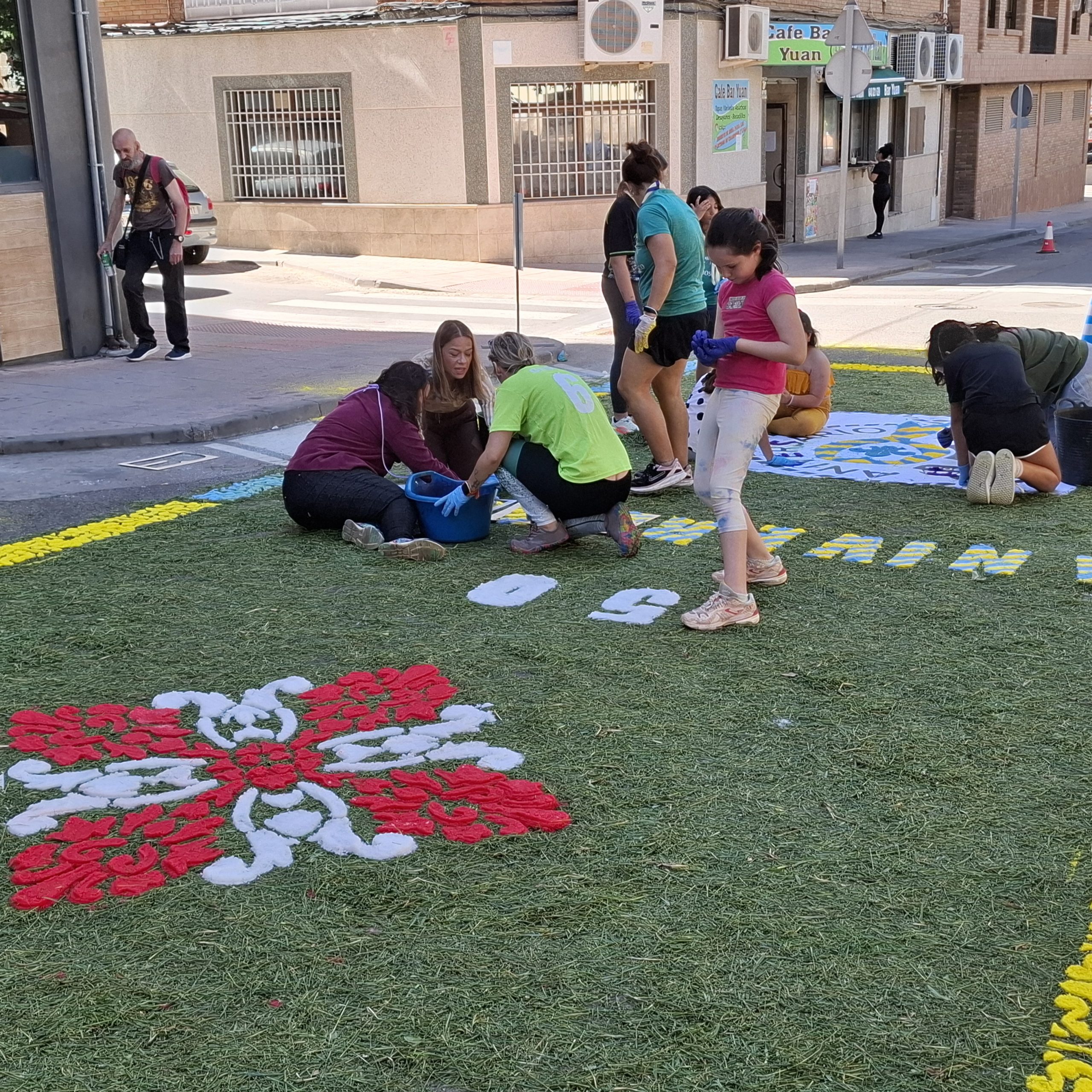 Cincuentenario del Scouts Bosco: Tributo a María Auxiliadora con el Tradicional Manto Floral 5