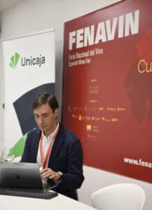Airén Brilla en FENAVIN 2025 con Cata Destacando su Calidad y Potencia
