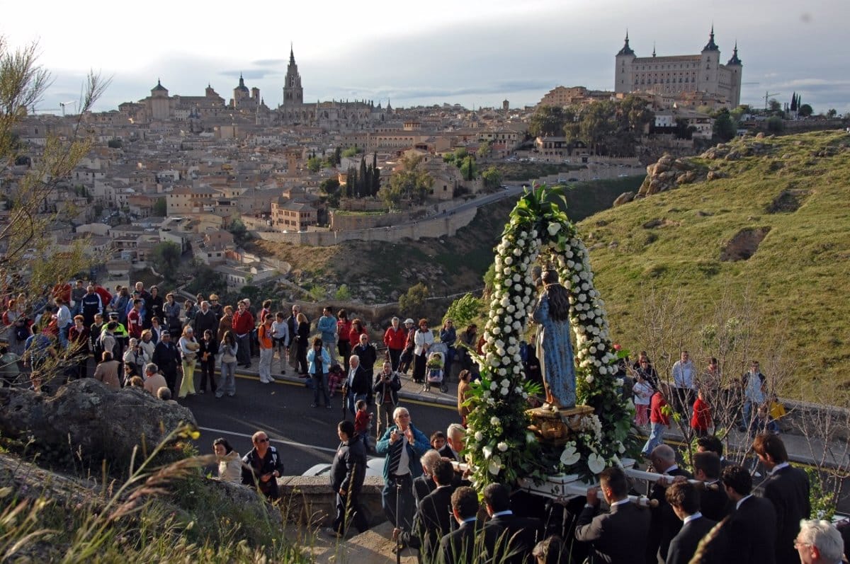 Ayuntamiento Toledo ya valora "distintas alternativas" para impedir aglomeraciones de público en la Romería del Valle