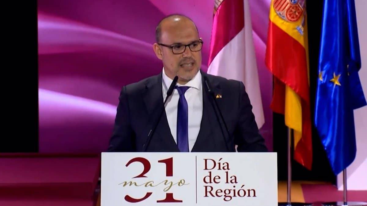 Bellido ensalza la región como un "oasis de respeto" en un país que depende de "quienes no creen en él"