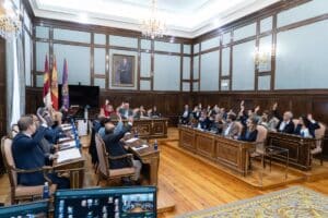 Diputación Guadalajara aprueba 470.000 euros para apoyar a los ganaderos de la Sierra Norte y mitigar los daños del lobo