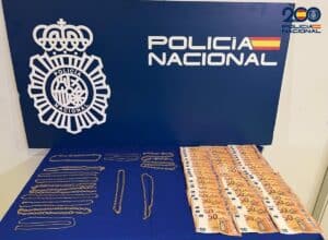 Dos detenidos por presuta estafa a tres establecimientos con joyería falsa en Albacete