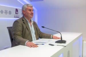 El Ayuntamiento de Guadalajara paga "en tiempo y forma" a proveedores y no descarta bajar impuestos en el 2026