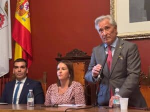 Francisco Ureña se convierte en el nuevo alcalde de Almagro tras prosperar la moción de censura de PSOE y 'Por Almagro'