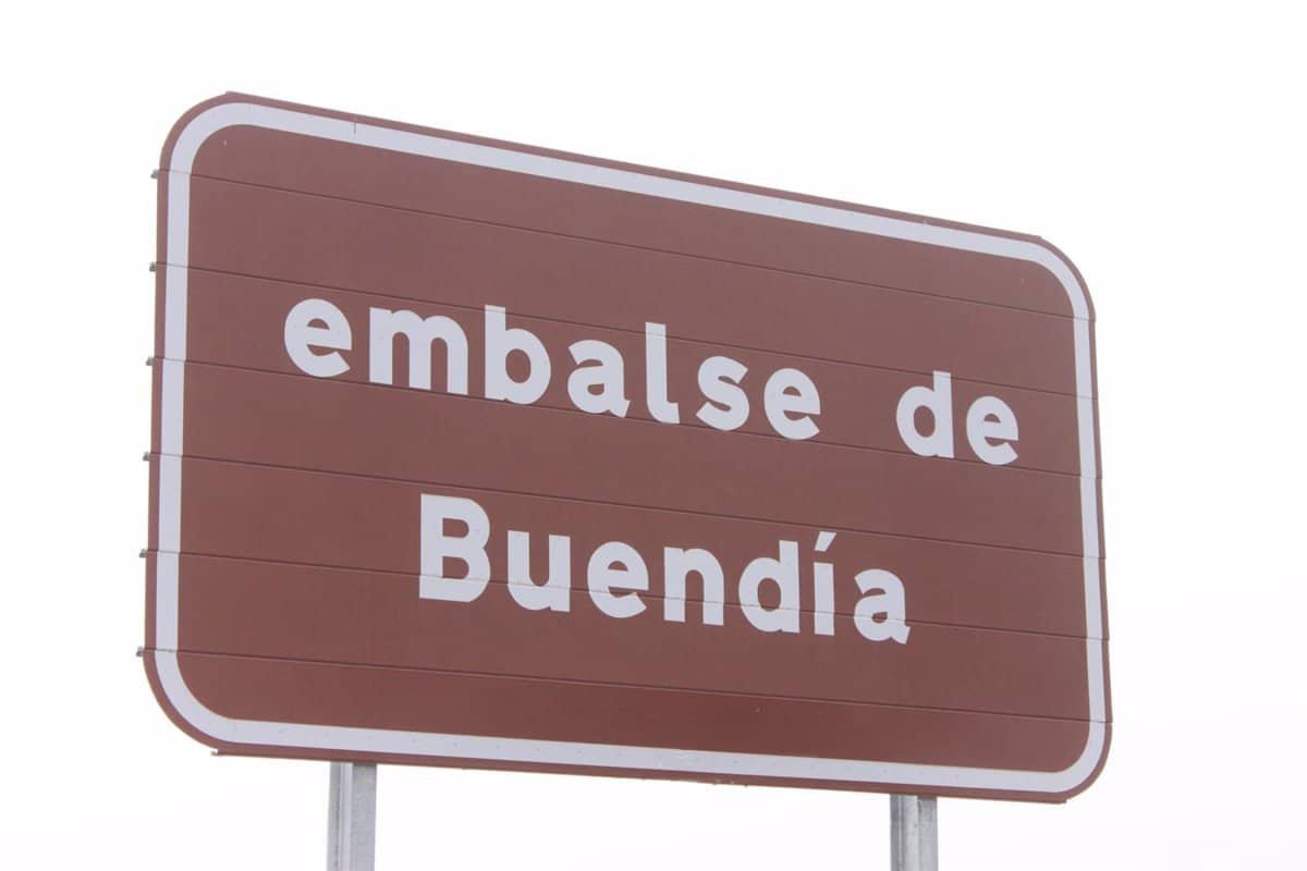 Hospitalizado un niño de 8 años tras sufrir un ahogamiento en el embalse de Buendía