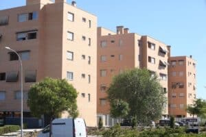 La compraventa de viviendas crece un 13,5% en C-LM con 3.268 operaciones, a seis puntos bajo la media nacional