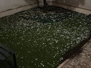 La lluvia deja 20 litros por metro cuadrado en Daimiel en apenas seis horas y una "descarga de granizo"