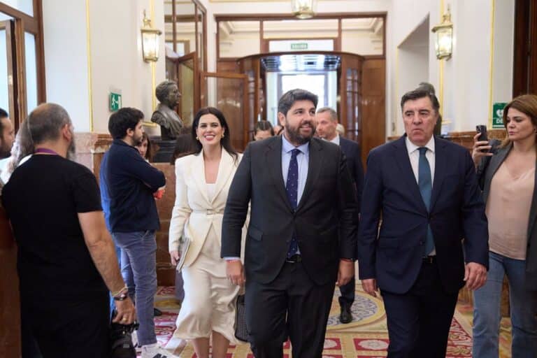 López Miras defiende en Congreso mantener trasvase: "No abandonemos el consenso mientras no encontremos uno mayor"