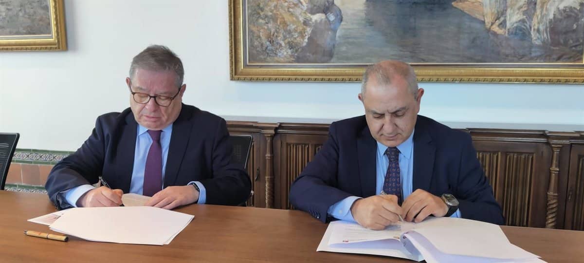Mejorar fiscalización de contratos públicos, objetivo de Cámara de Cuentas C-LM tras sellar convenio con Registradores