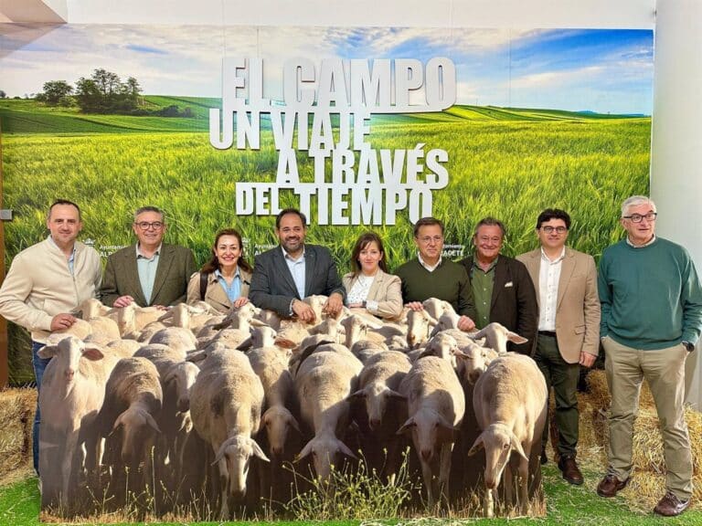 Núñez (PP) reivindica el trabajo de los agricultores frente a la burocracia en el sector primario