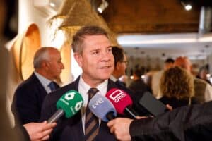 Page pide ir a la causa antes de responsabilidades y destaca que Corredor es "enormemente competente"