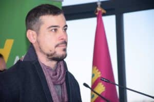 Podemos tilda el Estatuto de "componenda bipartidista" y condiciona su apoyo en Congreso a que se incluyan sus demandas
