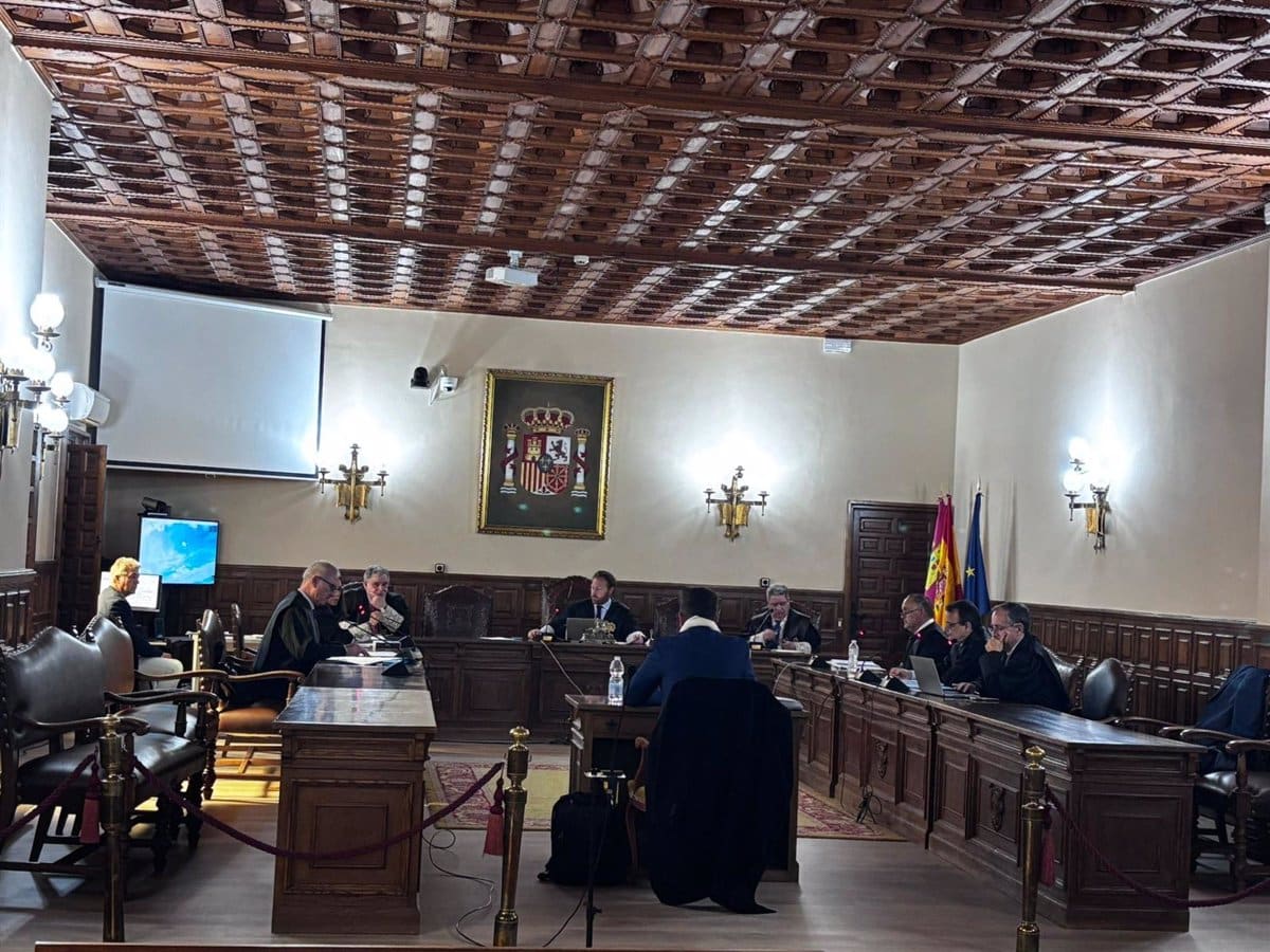 Profesor de religión acusado de agresión sexual a una menor en Cuenca niega los hechos: "Estaba enamorada de mí"