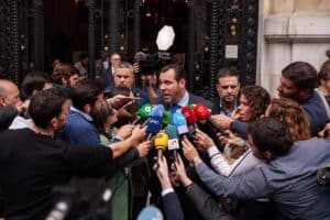 Puente defiende que la falta de inversión "no tiene nada que ver" con el "vandalismo" del domingo en el AVE