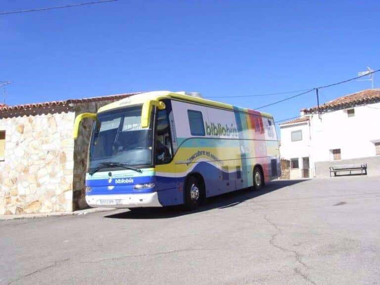Renovado el convenio que garantiza el servicio de bibliobuses para 2025 en las provincias de Albacete y Guadalajara