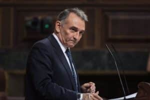 Santiago (IU) pide a grupos que no obstruyan la reducción de jornada e insta a PP y Junts a pronunciarse
