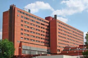 Trasladado al hospital un joven tras una agresión con arma blanca en Guadalajara