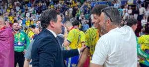 Valverde Celebra el Histórico Ascenso del Caserío a la Liga Asobal junto a su Afición