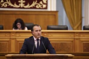 Vox C-LM ve "nefasta" la gestión de empleo del Gobierno central y "negligente" la de Junta en siniestralidad