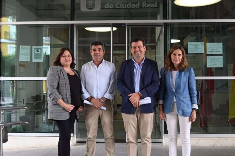 Vox Ciudad Real denuncia la "discrecionalidad" de Cañizares y se reserva acciones legales por excluir sus mociones