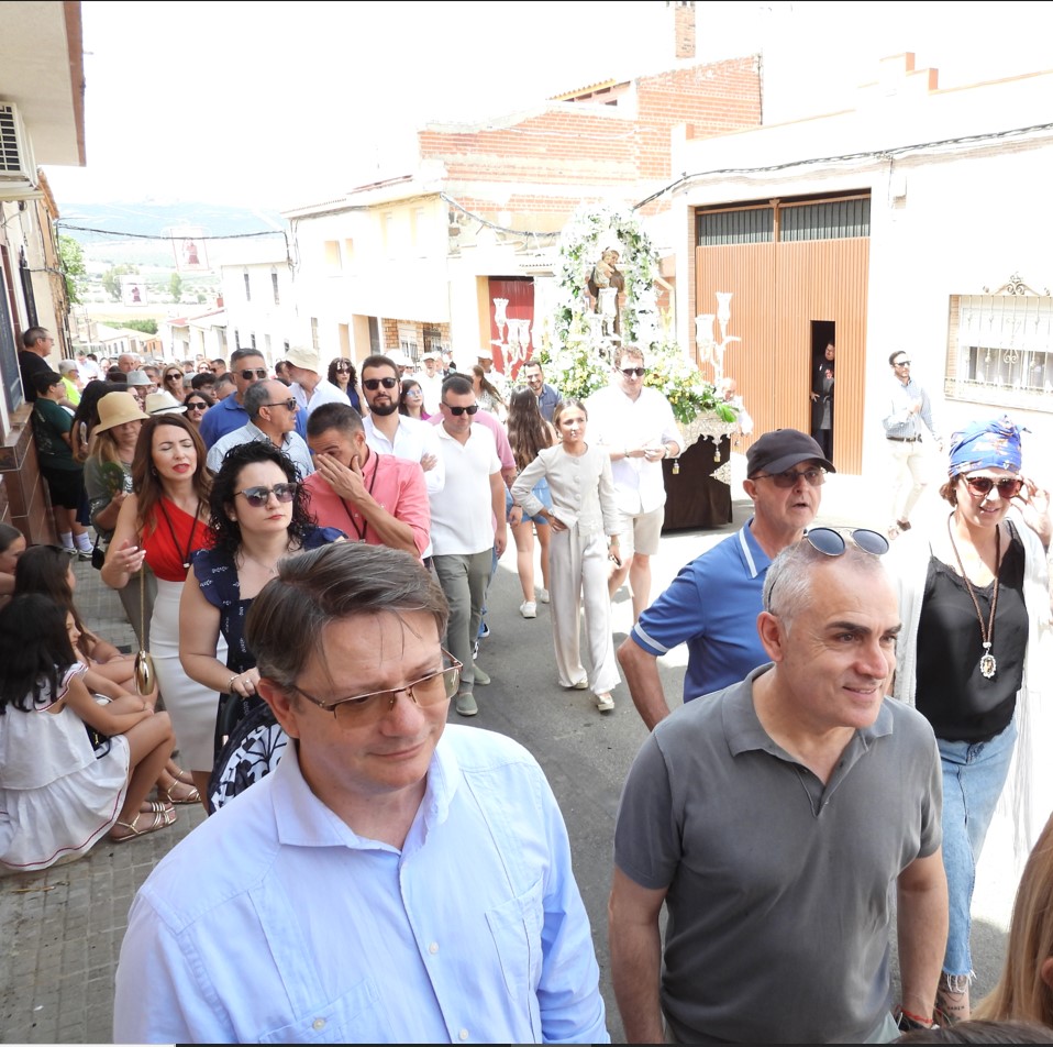Fiestas de San Antonio: El Villar de Puertollano en Celebración 3