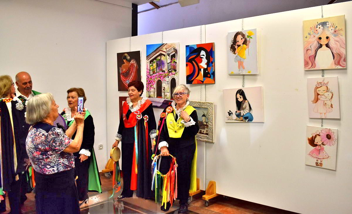 Exposición 'Pinceladas Compartidas' de las Amigas de la Pintura en la Casa de Baños 5 Exposición 'Pinceladas Compartidas' de las Amigas de la Pintura en la Casa de Baños 5