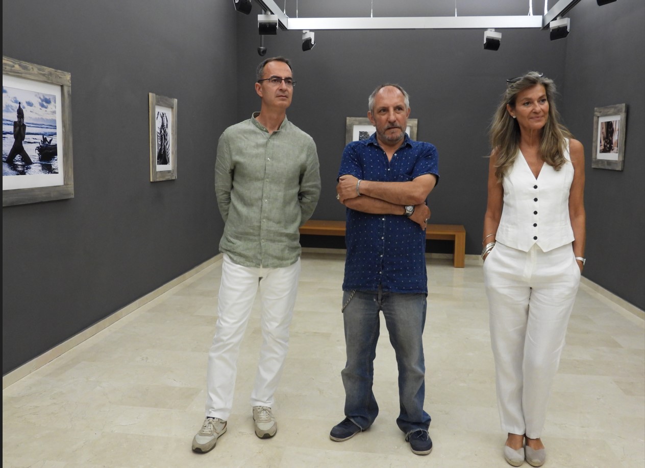 El Museo Cristina García Rodero Presenta la Emotiva Exposición 'El duelo del alma' de Marichén Ruiz de Castañeda 1 El Museo Cristina García Rodero Presenta la Emotiva Exposición 'El duelo del alma' de Marichén Ruiz de Castañeda 1
