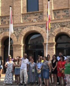 Alumnado de la Escuela Oficial de Idiomas de Toledo protesta ante los recortes que la Junta acometerá en septiembre