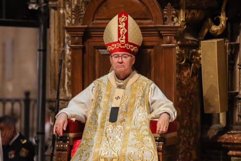 Arzobispo Toledo lamenta un mundo de guerras y corrupciones y pide mirarlo con esperanza y "entrañas de misericordia"