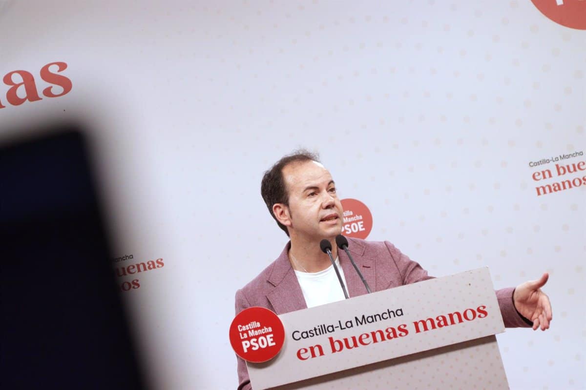 PSOE subraya la "coherencia" de Page sobre la situación del PSOE y pide al PP "que deje de alimentar el transfuguismo"