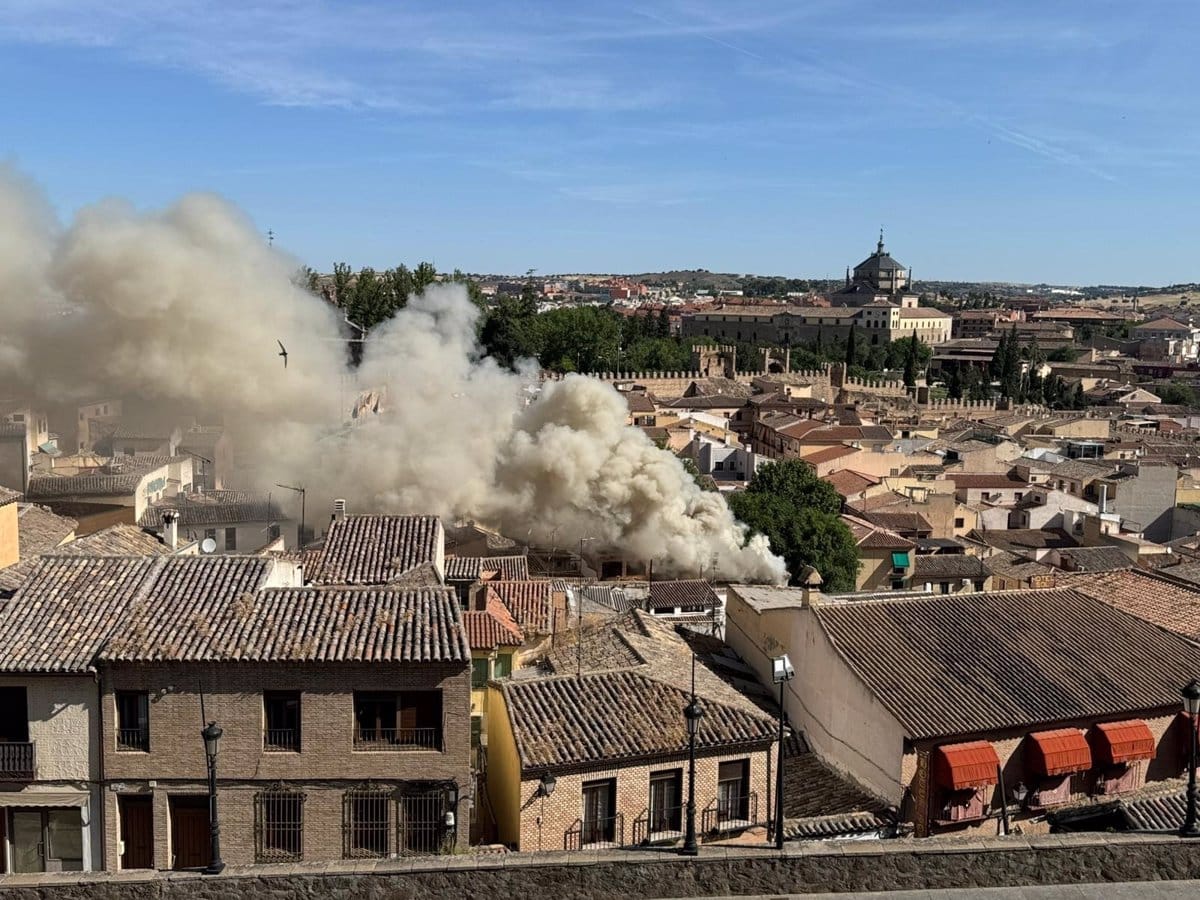 El incendio en la calle Zarzuela de Toledo se ha producido en una vivienda okupada en la que hubo una pelea