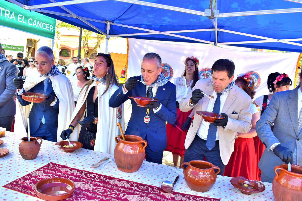 Fiesta del Santo Voto en Puertollano: Una Jornada de Celebración Multitudinaria 1 Fiesta del Santo Voto en Puertollano: Una Jornada de Celebración Multitudinaria 1