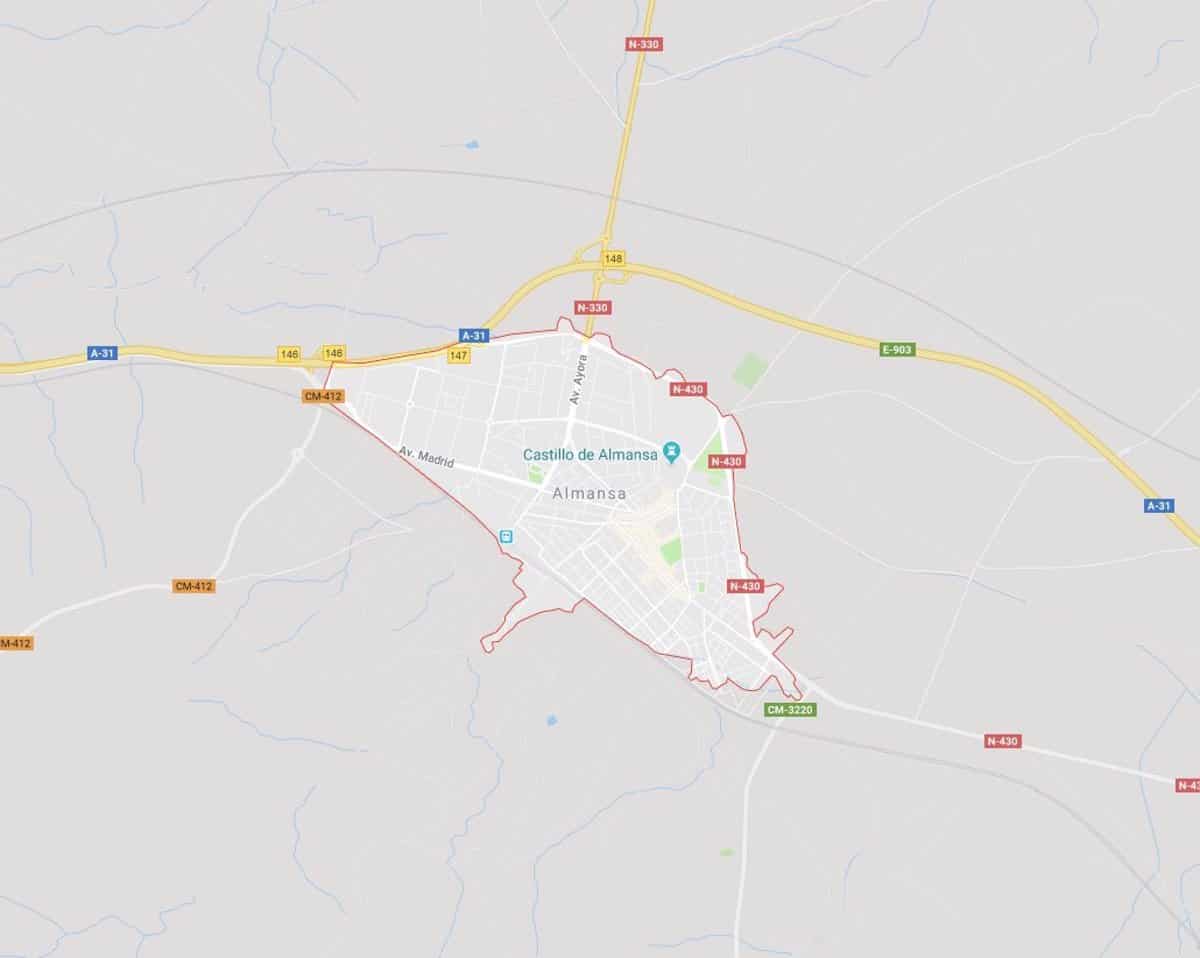 Herido un ciclista en Almansa (Albacete) tras caer en una zona de difícil acceso duante una prueba deportiva