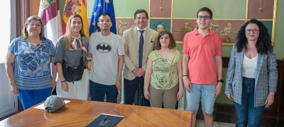 La Diputación impulsa la integración social de personas con discapacidad con convenio de CLM Inclusiva COCEMFE
