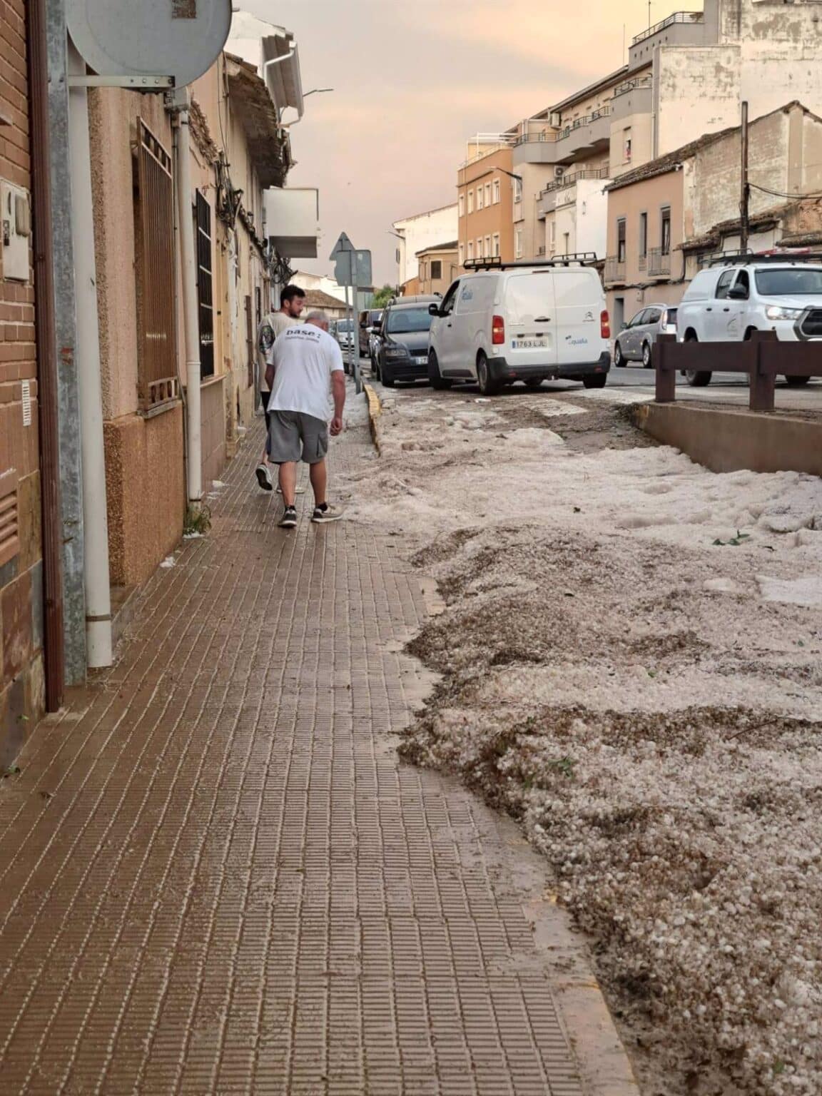 La Roda pedirá la declaración de zona gravemente afectada por emergencia tras la tormenta de este domingo