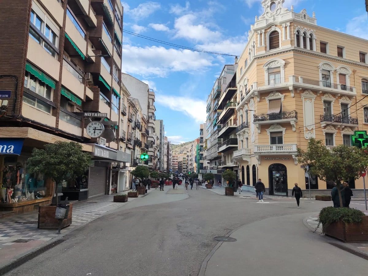 La compraventa de viviendas en Castilla-La Mancha cae un 5,2% tras empeorar su evolución interanual en abril