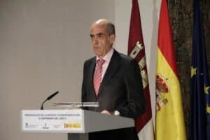 La dirección de la Real Academia de Bellas Artes y Ciencias Históricas de Toledo, vacante tras la marcha de Carrobles
