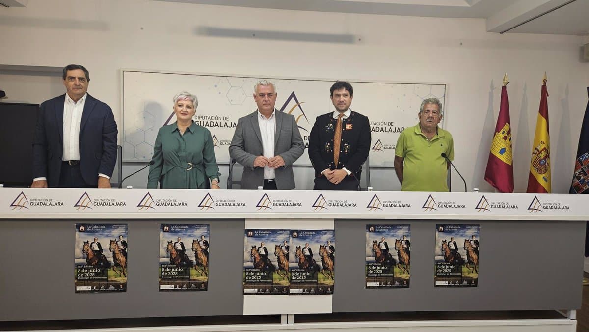 La villa medieval de Atienza (Guadalajara) se viste este domingo de época para celebrar su tradicional Caballada