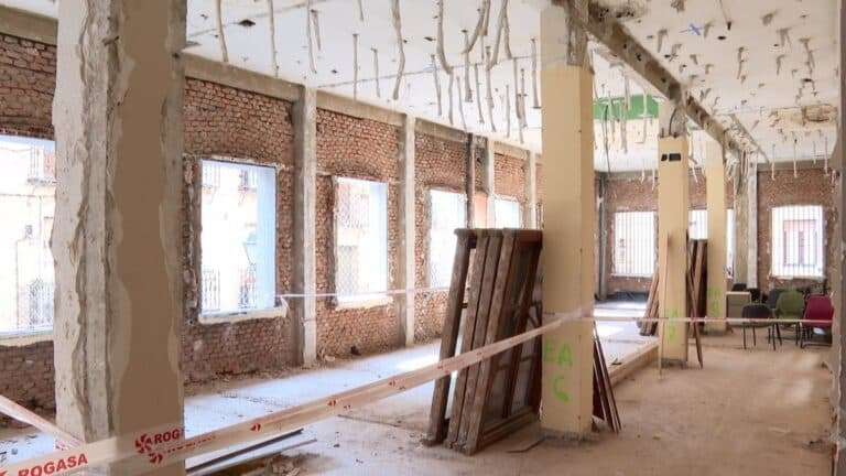 Las obras de rehabilitación de la Delegación mantienen sus plazos de ejecución y están en fase de revisión y refuerzo