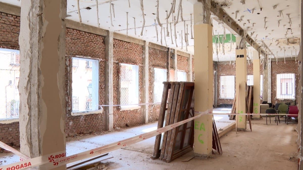 Las obras de rehabilitación de la Delegación mantienen sus plazos de ejecución y están en fase de revisión y refuerzo