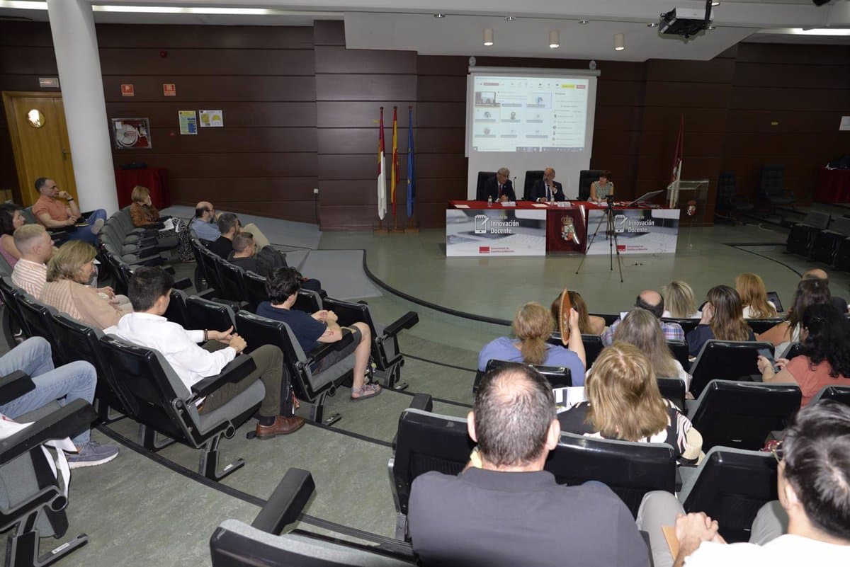 Más de medio millar de docentes reflexionan en el campus de Ciudad Real sobre innovación docente
