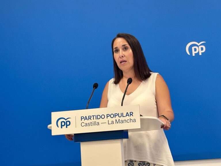 PP contesta a Page que "sí que hay una salida": "Un manojo de ocho llaves en el Congreso" para que Sánchez salga