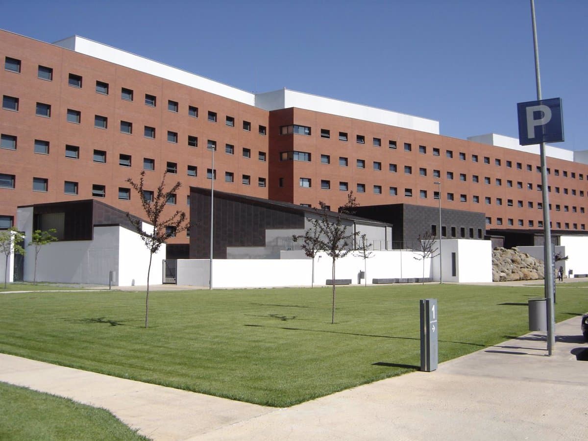 Permanece ingresado en la UCI el hombre detenido en Ciudad Real agredido por el hijo menor de su expareja