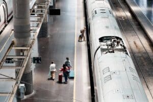 Recuperada la tensión en la catenaria de La Sagra que afecta a la alta velocidad Madrid-Andalucía