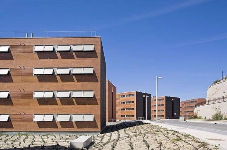 Torre del Burgo es el municipio de España con mayor porcentaje de población extranjera con un 89,52%, según Economistas